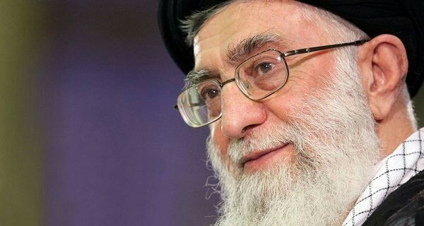 رهبر انقلاب در نماز جمعه تهران: رهبر انقلاب در نماز جمعه تهران: