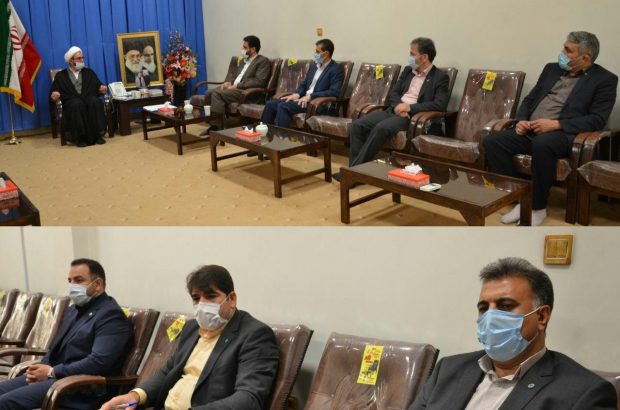 نماینده ولی فقیه در استان ایلام: صیانت از حقوق ارباب رجوع جهاد اقتصادی است / اصلی ترین وظیفه بانکها پاسخگویی مطلوب به مردم است نماینده ولی فقیه در استان ایلام: صیانت از حقوق ارباب رجوع جهاد اقتصادی است / اصلی ترین وظیفه بانکها پاسخگویی مطلوب به مردم است