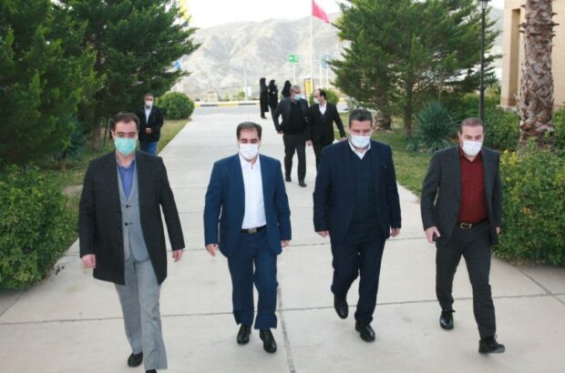 مدیرکل سلامت و تربیت بدنی وزارت نفت: وزارت نفت در امر ورزش و سلامت به استانهای محروم کمک می کند. مدیرکل سلامت و تربیت بدنی وزارت نفت: وزارت نفت در امر ورزش و سلامت به استانهای محروم کمک می کند.