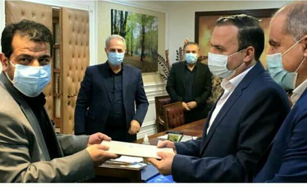 تقدیر استاندار ایلام از رئیس سازمان جنگلها، مراتع و آبخیزداری کشور تقدیر استاندار ایلام از رئیس سازمان جنگلها، مراتع و آبخیزداری کشور