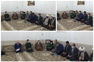 دیدار نماینده ولی فقیه در استان ایلام با خانواده شهید جوزعلی جاسمی