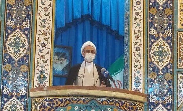 نماینده ولی فقیه در استان وامام جمعه ایلام: وحدت و تقویت نخبگان نیاز امروز جامعه است/ پیروزی در عرصه های ورزشی جهانی معرف هویت و فرهنگ ملی ماست