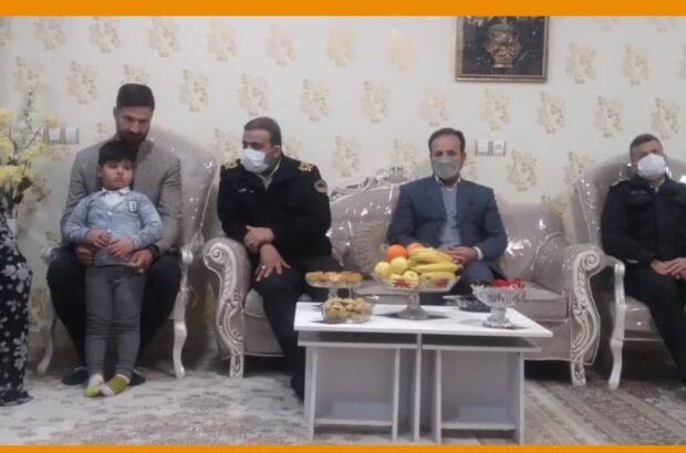 سردار القاصی مهر فرمانده نیروی انتظامی استان ایلام: دیدار با خانواده شهدا انگیزه ما را برای خدمت بیشتر می کند/مدیون صبر و استقامت این خانواده ها هستیم