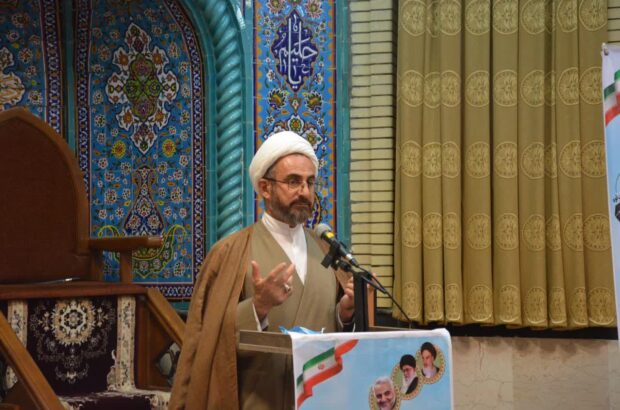 نماینده ولی فقیه در استان وامام جمعه ایلام در یادواره شهدای فجرآفرین استان: گام برداشتن در مسیر شهدا و آرمان های امام راحل شکر نعمت انقلاب است نماینده ولی فقیه در استان وامام جمعه ایلام در یادواره شهدای فجرآفرین استان: گام برداشتن در مسیر شهدا و آرمان های امام راحل شکر نعمت انقلاب است