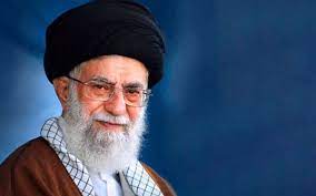 انقلابی ماندن سخت است انقلابی ماندن سخت است