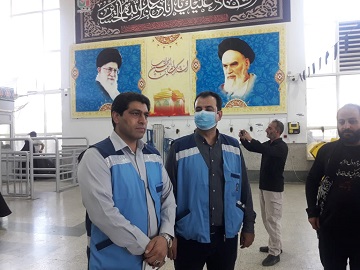۴۲۱۲ کامیون حامل مواکب به عتبات کشور عراق اعزام شد ۴۲۱۲ کامیون حامل مواکب به عتبات کشور عراق اعزام شد
