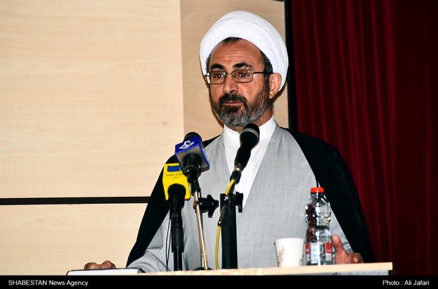 درخت تنومند انقلاب با نقشه‌های دشمنان آسیب نمی‌بیند