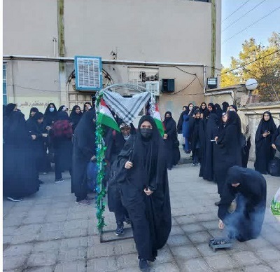 ۲۷۰ نفر از دانش آموزان شهرستان ایلام به مناطق عملیاتی اعزام شدند ۲۷۰ نفر از دانش آموزان شهرستان ایلام به مناطق عملیاتی اعزام شدند