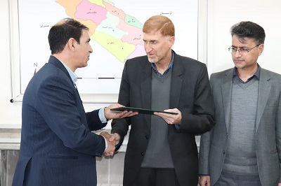 طاهری، سرپرست جدید اداره سنجش آموزش و پرورش استان ایلام شد طاهری، سرپرست جدید اداره سنجش آموزش و پرورش استان ایلام شد