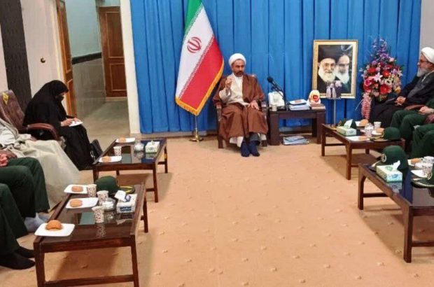 امام جمعه ایلام تاکید کرد: اثربخشی برنامه های فرهنگی در جامعه باید نمود داشته باشد امام جمعه ایلام تاکید کرد: اثربخشی برنامه های فرهنگی در جامعه باید نمود داشته باشد