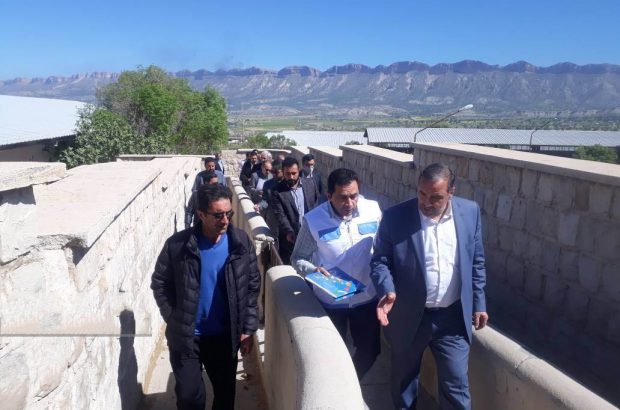 استاندار ایلام بر تعیین تکلیف مدیریت کشتارگاه دام تاکید کرد استاندار ایلام بر تعیین تکلیف مدیریت کشتارگاه دام تاکید کرد