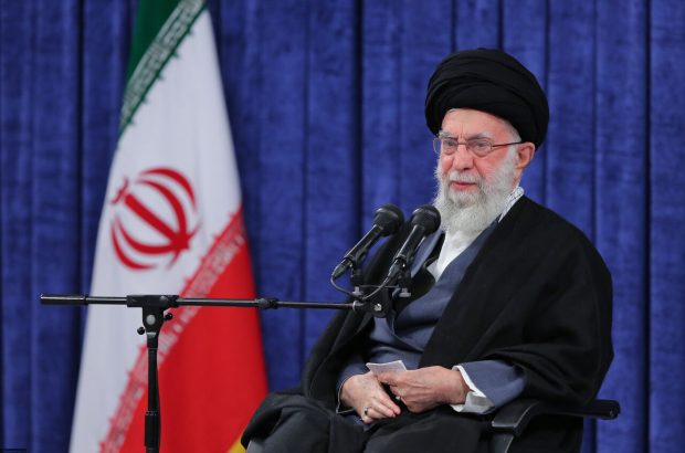 در دیدار مسئولان و کارگزاران نظام؛ تورم بالا در سال‌های متعدد روی نظام توزیع درآمدها اثر می‌گذارد