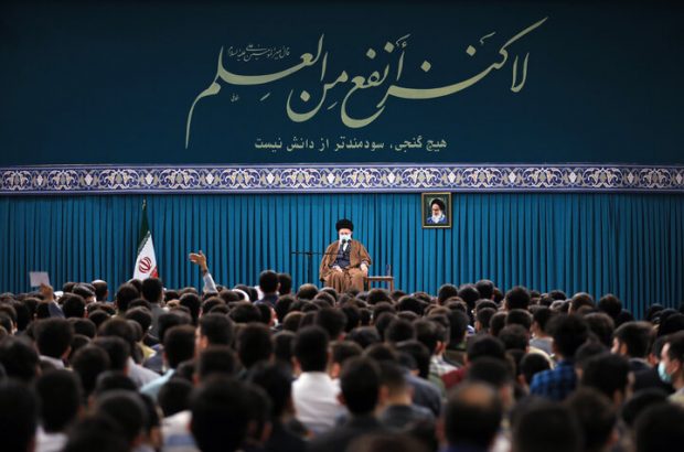 رهبر انقلاب در دیدار رمضانی دانشجویان: کجای دنیا این کار را میکنند؟ مگر مسائل گوناگون کشور قابل رفراندوم است؟ رهبر انقلاب در دیدار رمضانی دانشجویان: کجای دنیا این کار را میکنند؟ مگر مسائل گوناگون کشور قابل رفراندوم است؟