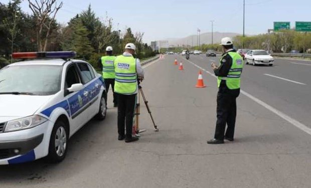 رئیس پلیس راهنمایی و رانندگی استان تاکید کرد: برخورد با تخلفات پلا ک در ایلام رئیس پلیس راهنمایی و رانندگی استان تاکید کرد: برخورد با تخلفات پلا ک در ایلام