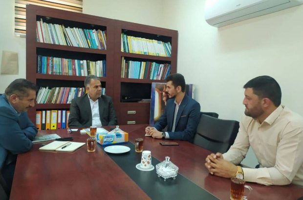 معاون هماهنگی عمرانی استاندار ایلام خبر داد: هزینه ۴۰۰ میلیارد ریالی برای محورهای مواصلاتی هلیلان معاون هماهنگی عمرانی استاندار ایلام خبر داد: هزینه ۴۰۰ میلیارد ریالی برای محورهای مواصلاتی هلیلان