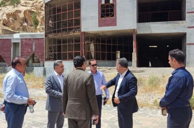 معاون استانداری ایلام از احداث سایت اسکان موقت برای اربعین در میدان ارغوان خبر داد معاون استانداری ایلام از احداث سایت اسکان موقت برای اربعین در میدان ارغوان خبر داد
