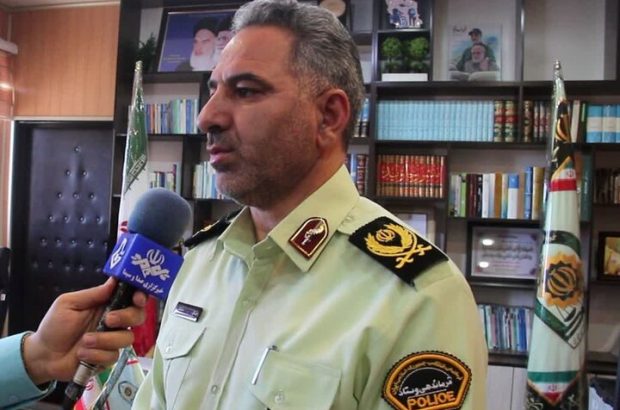 نیروی انتظامی با افرادی که دست به اسلحه ببرند و مخل امنیت باشد مقتدرانه برخورد خواهد کرد نیروی انتظامی با افرادی که دست به اسلحه ببرند و مخل امنیت باشد مقتدرانه برخورد خواهد کرد