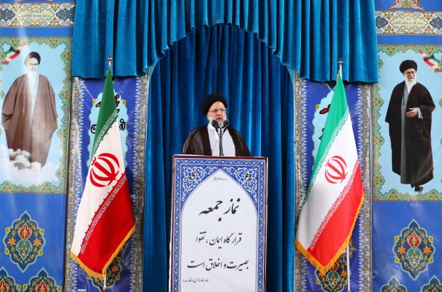 واکنش تند رئیسی به اهانت به قرآن؛ دشمن با تابلوی آزادی به مقدسات توهین میکنند واکنش تند رئیسی به اهانت به قرآن؛ دشمن با تابلوی آزادی به مقدسات توهین میکنند