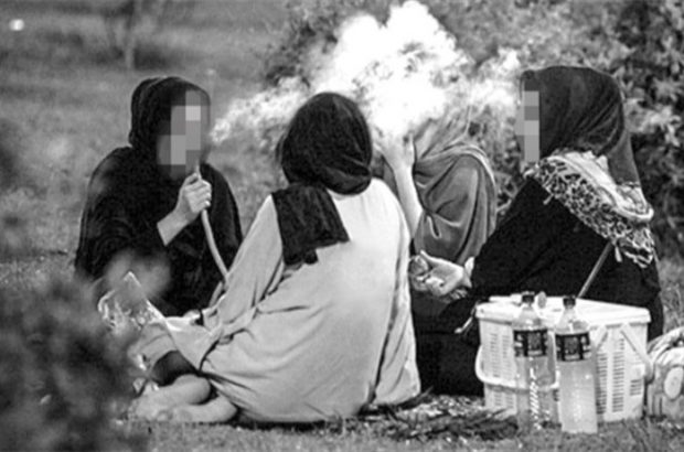 باورها و تصورات غلط درباره آرامشبخش بودن قلیان/ قلیان به سرعت دارد جایش را در جمع های زنان و دختران باز می کند باورها و تصورات غلط درباره آرامشبخش بودن قلیان/ قلیان به سرعت دارد جایش را در جمع های زنان و دختران باز می کند