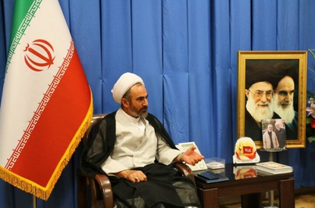 باید فرهنگ غدیر در جهان گسترش داده شود باید فرهنگ غدیر در جهان گسترش داده شود