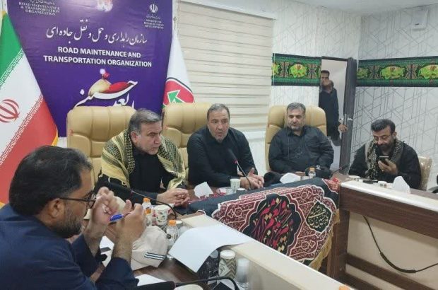 میز خدمت زوار و مکان ارایه خدمت به  گمشدگان در پایانه برکت ایجاد شده است