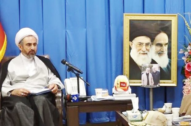 متولیان فرهنگی در زمینه زیارت با معرفت طی ایام اربعین در استان ایلام تلاش کنند