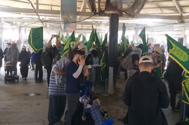رئیس دانشگاه علوم پزشکی ایلام خبر داد: گرمازدگی ۱۴ هزار نفر از زائران مرز مهران رئیس دانشگاه علوم پزشکی ایلام خبر داد: گرمازدگی ۱۴ هزار نفر از زائران مرز مهران