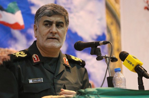 ارتش سایبری باید عرصه را بر دشمنان در فضای مجازی تنگ کند
