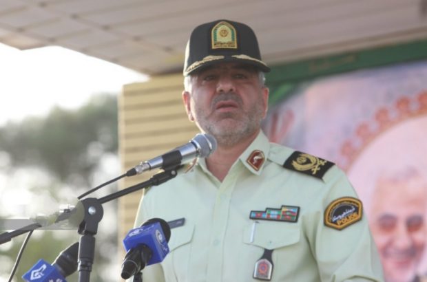 فرمانده انتظامی استان ایلام تاکید کرد: امید است که با تلاش و مجاهدت بتوانیم، ادامه دهنده راه شهدای انتظامی باشیم فرمانده انتظامی استان ایلام تاکید کرد: امید است که با تلاش و مجاهدت بتوانیم، ادامه دهنده راه شهدای انتظامی باشیم