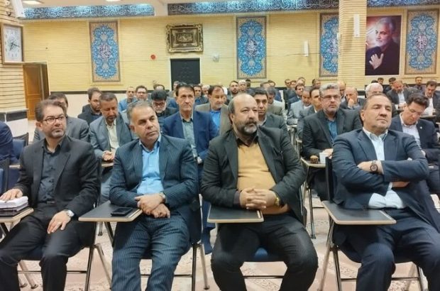 یکی از ضروریات لازم برای مدیران بحث اخلاقمداری است یکی از ضروریات لازم برای مدیران بحث اخلاقمداری است