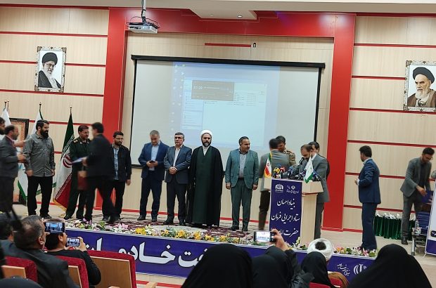 کسانی که خدمتگذار زائرین هستند انتخاب شده هستند و هر کسی نمی تواند وارد این خدمتگذاری شود کسانی که خدمتگذار زائرین هستند انتخاب شده هستند و هر کسی نمی تواند وارد این خدمتگذاری شود