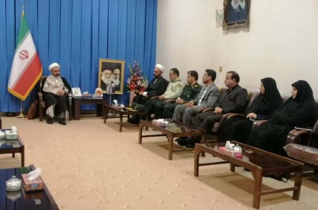 امروز شاهد افول و کاهش قدرت نظام سلطه هستیم که از نتایج شعار مرگ بر آمریکا است امروز شاهد افول و کاهش قدرت نظام سلطه هستیم که از نتایج شعار مرگ بر آمریکا است