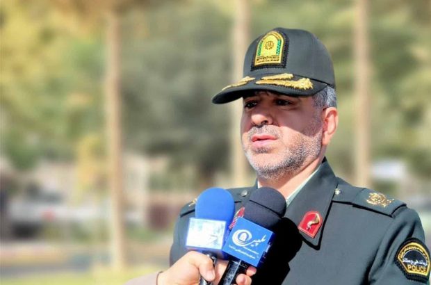 فرمانده انتظامي استان از کشف بيش از ۲۵ ميليارد کالاي قاچاق در ايلام خبر داد فرمانده انتظامی استان از کشف بیش از ۲۵ میلیارد کالای قاچاق در ایلام خبر داد