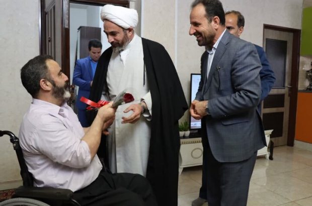 جانبازان سند افتخار جامعه هستند