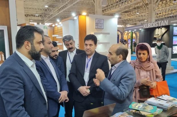 انعقاد تفاهم نامه فی مابین رئیس انجمن حرفه ای دفاتر خدمات مسافرتی استان با نماینده گردشگری کشور تاجیکستان