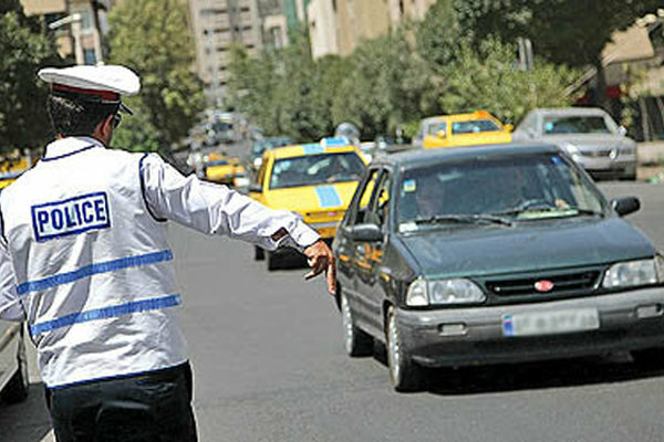 رییس پلیس راهنمایی و رانندگی استان از آغاز رزمایش طرح نوروزی ۱۴۰۳ پلیس راهور در ایلام خبر داد