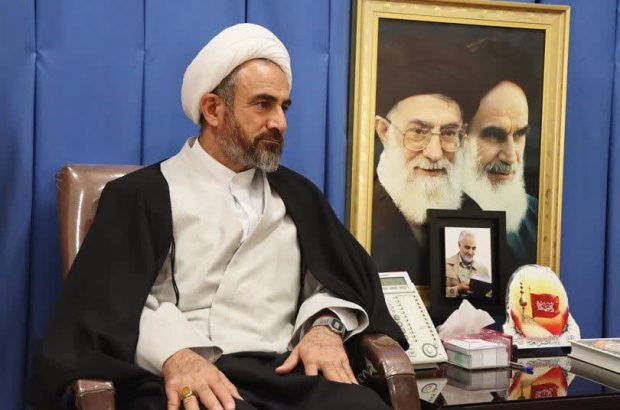 در راستای تحقق عدالت اجتماعی و شعار دولت سیزدهم‌،باید زمینه توسعه صنایع دستی و اشتغال پایدار بر مبنای ظرفیت‌های بومی در استان ایجاد شود