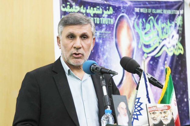 زبان هنر، رساترین، تاثیرگذارترین و عمیق‌ترین زبانیست که مخاطب آن را می‌پذیرد