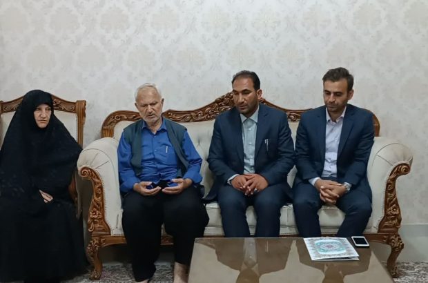 شهيد داريوش رضايي نژاد نمادی از فرهيختگی و علمی بودن شهرستان آبدانان است شهيد داريوش رضايي نژاد نمادی از فرهيختگی و علمی بودن شهرستان آبدانان است