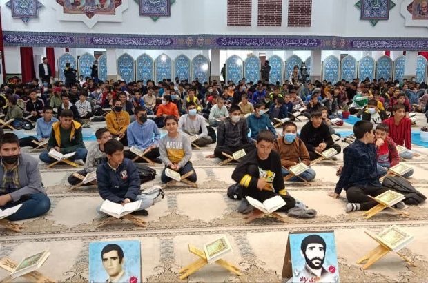 حضور هزار و ۲۰۰ دانش‌آموز ایلامی در بزرگترین محفل قرآنی جهان اسلام