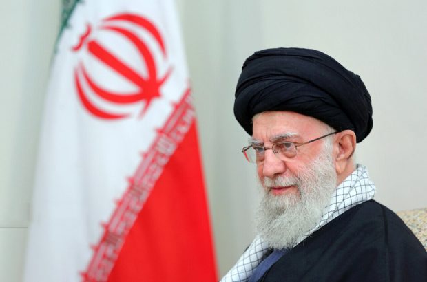 آرامش‌بخش، امیدآفرین، برانگیزاننده‌ همّتها و دعوت‌کننده به همدلی در محیط عمومی کشور باشید