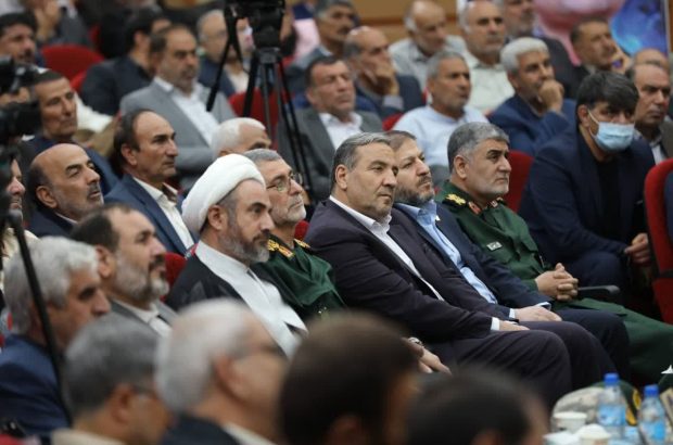 فرماندهان پیشکسوت هشتسال دفاع مقدس برای همه جوانان و نسل امروز، یک الگوی شایسته و مناسب هستند فرماندهان پیشکسوت هشتسال دفاع مقدس برای همه جوانان و نسل امروز، یک الگوی شایسته و مناسب هستند