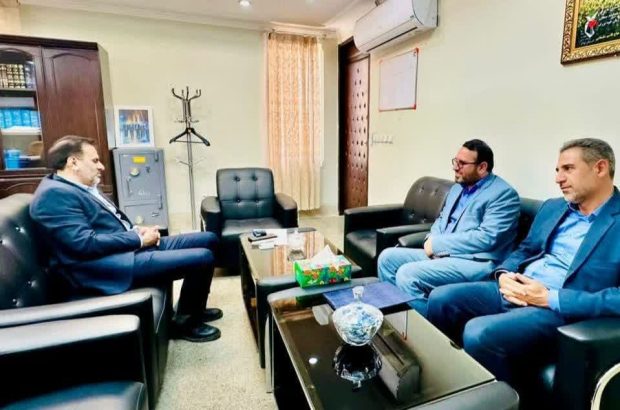 دیدار دادستان مرکز استان با سرپرست اداره ثبت اسناد استان