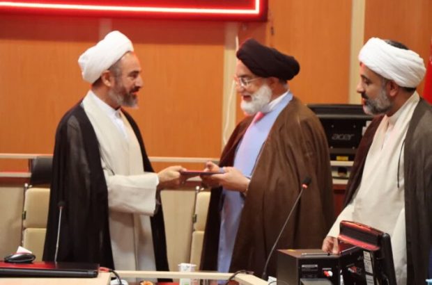 نماز جمعه مهمترین اجتماع هفتگی مؤمنین است نماز جمعه مهمترین اجتماع هفتگی مؤمنین است