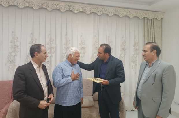 دیدار با خانواده شهدا و ایثارگران موجب تقویت روحیه خدمت است دیدار با خانواده شهدا و ایثارگران موجب تقویت روحیه خدمت است