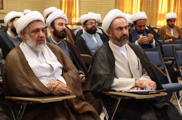 جهاد فرهنگی و تبلیغی نیازمند تحمل سختی‌ها و چالش‌هاست/ ما باید در برابر حرکات دشمن ایستادگی کنیم و با صبر و استقامت به وظایف خود عمل کنیم