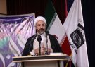 زیربنای همه مشکلات و آسیب‌های اجتماعی فاصله گرفتن از یاد و ذکر خدا است