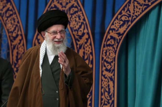 رهبر انقلاب: آمریکا متجاوز و دروغگو است/شرط حل مشکلات، اعتماد به خدا و ورود به میدان