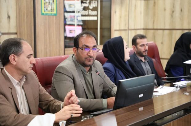 شرکت های نفت و گاز سهم اشتغال جامعه ایثارگران استان ایلام را نادیده می گیرند/ ۷ هزار نفر از جامعه ایثارگران استان بیکار هستند شرکت های نفت و گاز سهم اشتغال جامعه ایثارگران استان ایلام را نادیده می گیرند/ ۷ هزار نفر از جامعه ایثارگران استان بیکار هستند