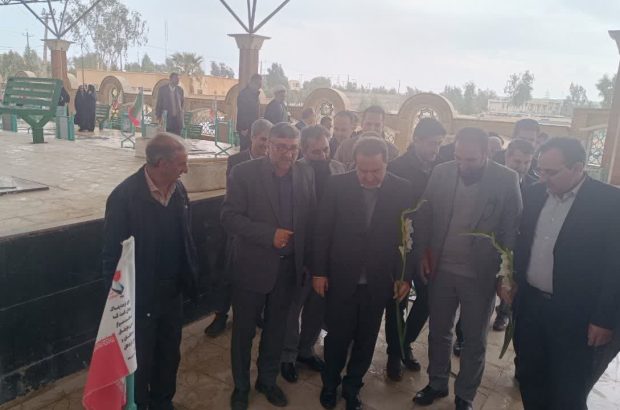 انجام ۱۰ هزار دیدار با خانواده های معظم شهدا در استان ایلام/شرکت ۲۵۰۰ نفر از استان ایلام در کمیسیون ها پزشکی